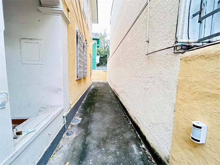 Foto REO1119435