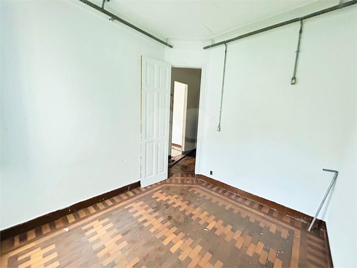 Foto REO1119435