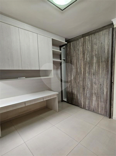 Foto REO1119439