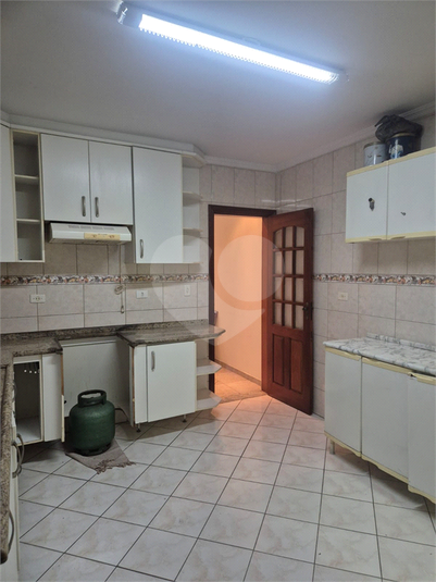 Foto REO1119445