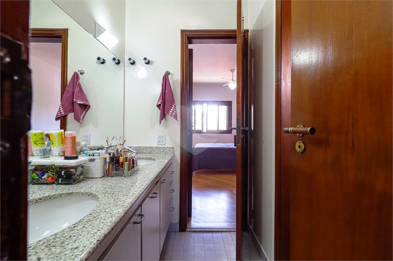 Foto REO1119447