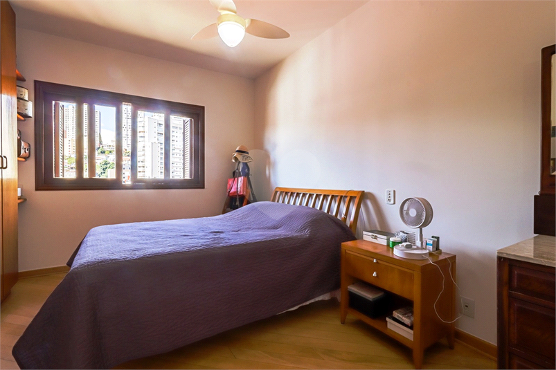 Foto REO1119447