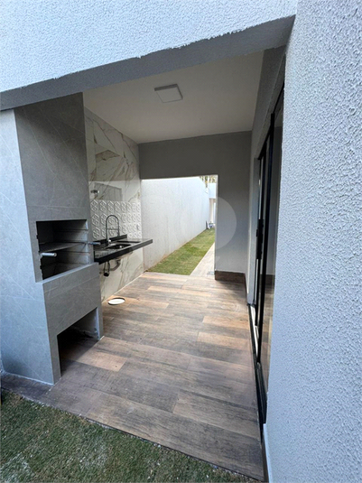 Foto REO1119452
