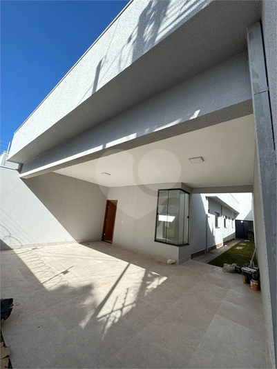 Foto REO1119452