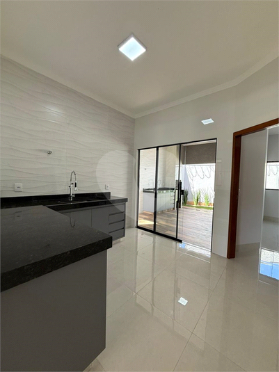 Foto REO1119461
