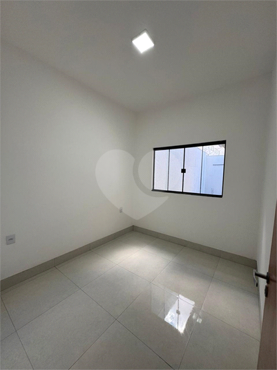 Foto REO1119461