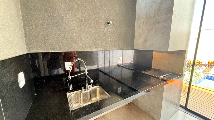Foto REO1119471