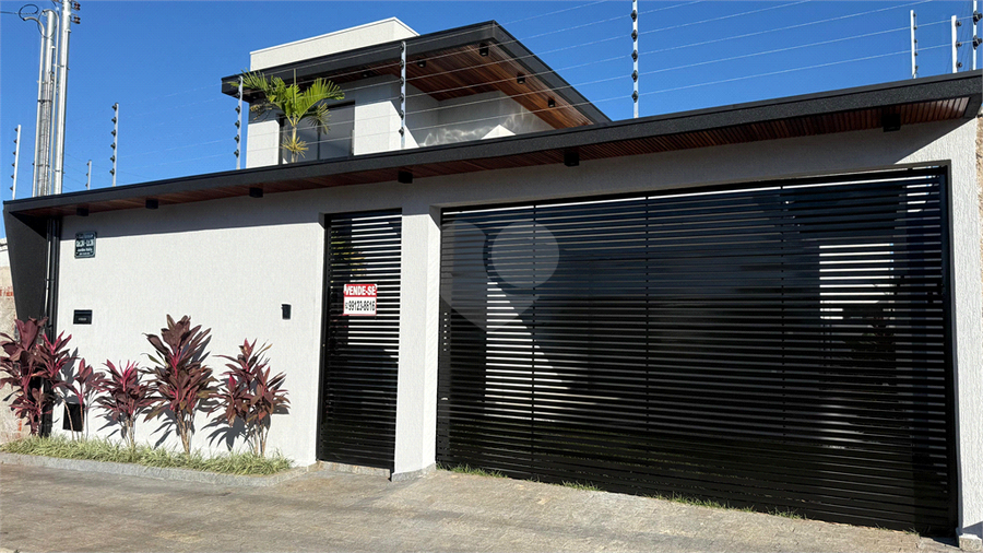 Foto REO1119471
