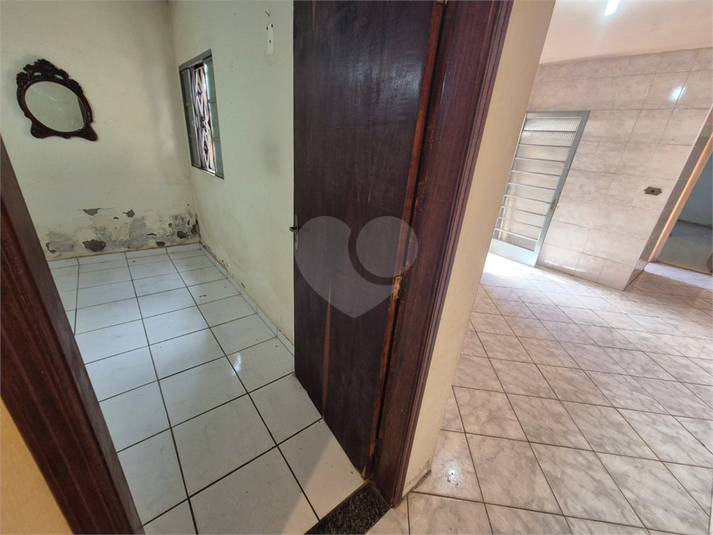 Foto REO1119475