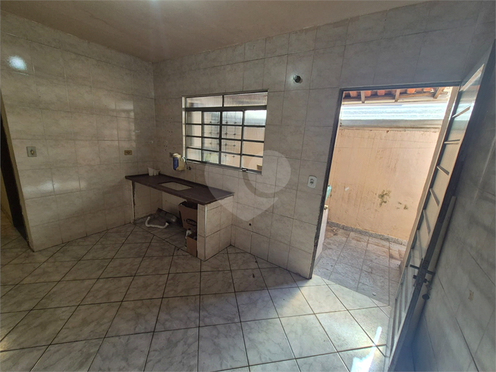 Foto REO1119475