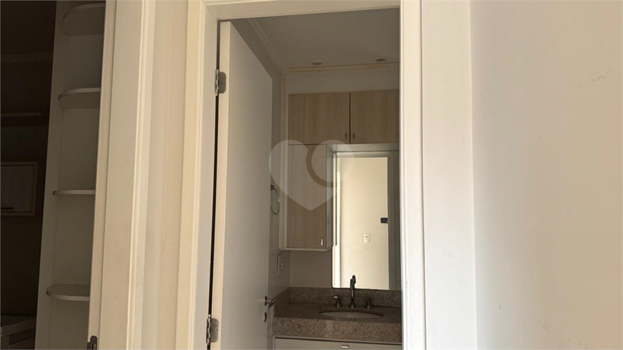 Foto REO1119478