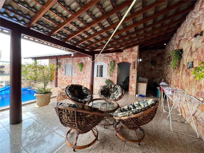 Foto REO1119480