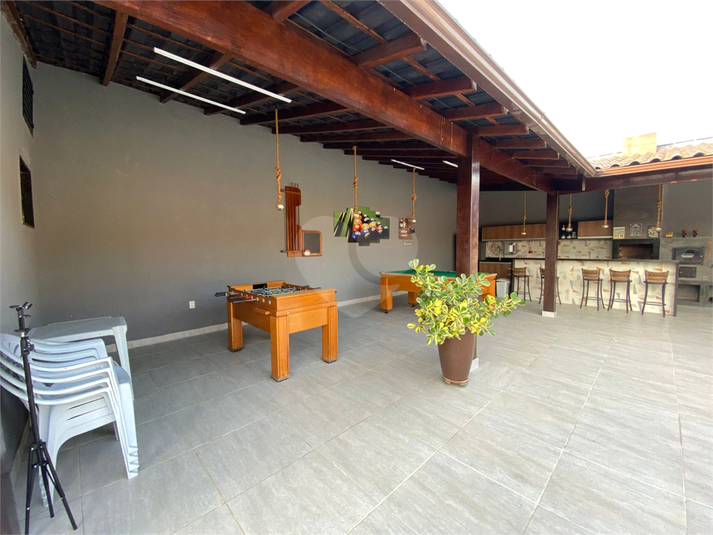 Foto REO1119483
