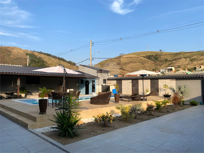 Foto REO1119483