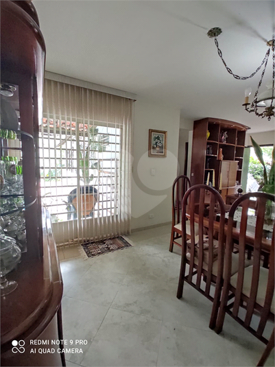 Foto REO1119492