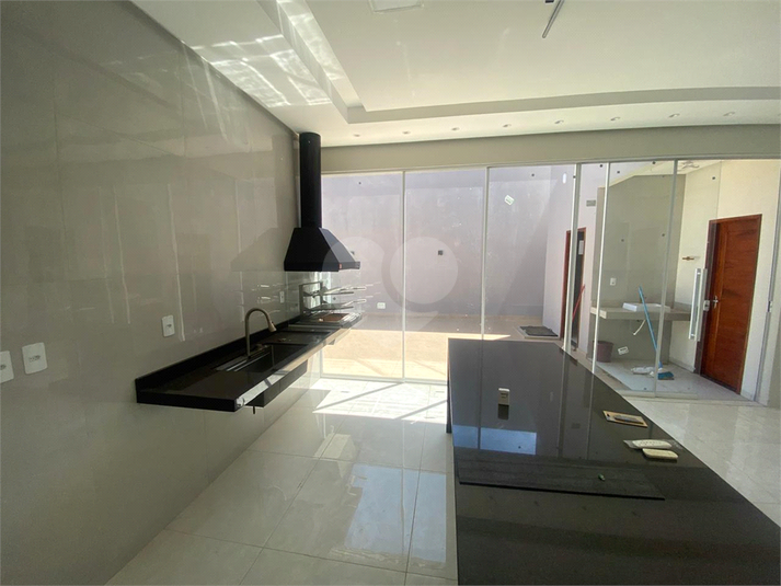 Foto REO1119496