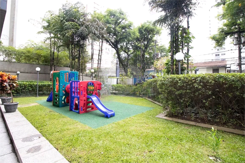 Foto REO1119523