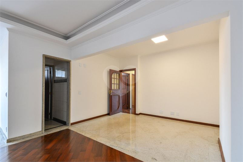 Foto REO1119533