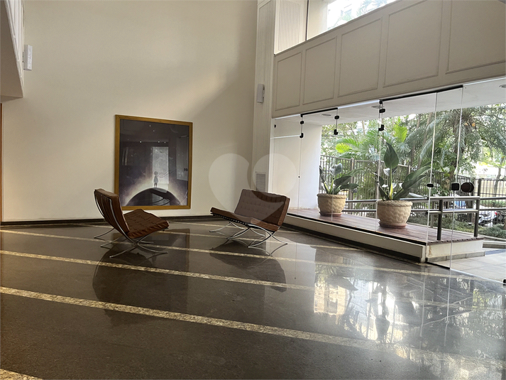Foto REO1119540