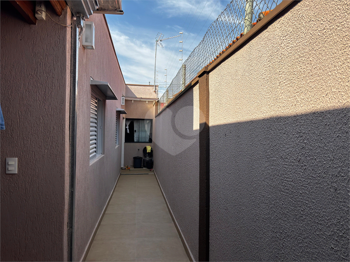 Foto REO1119550