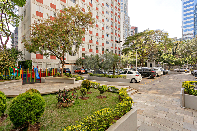 Foto REO1119553