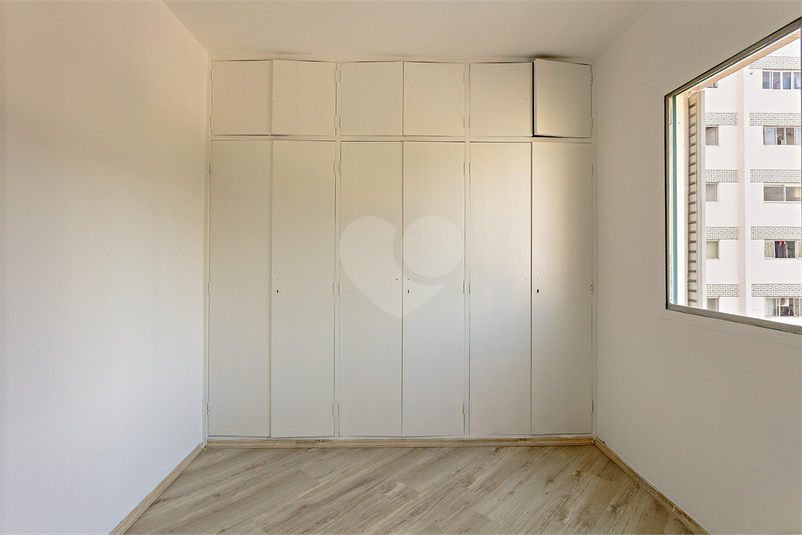 Foto REO1119553