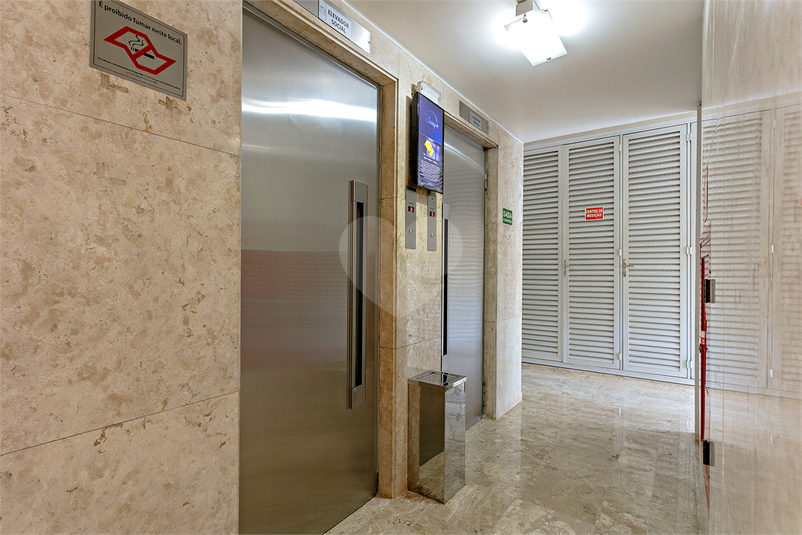 Foto REO1119553