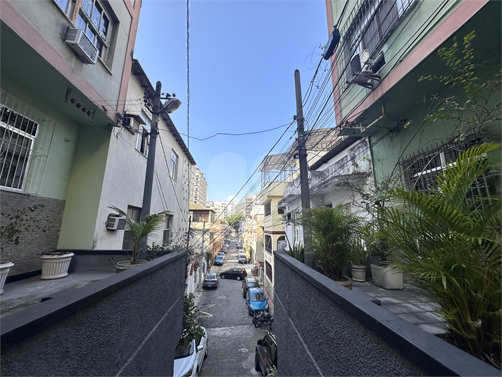 Foto REO1119566