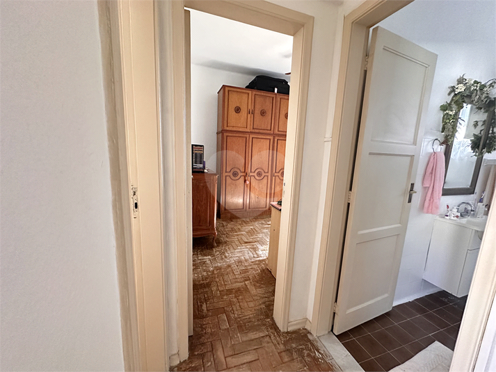Foto REO1119566