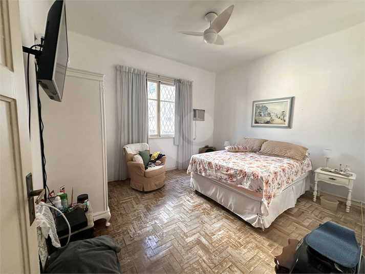 Foto REO1119566