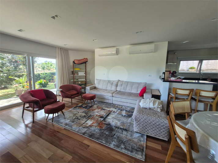 Foto REO1119569