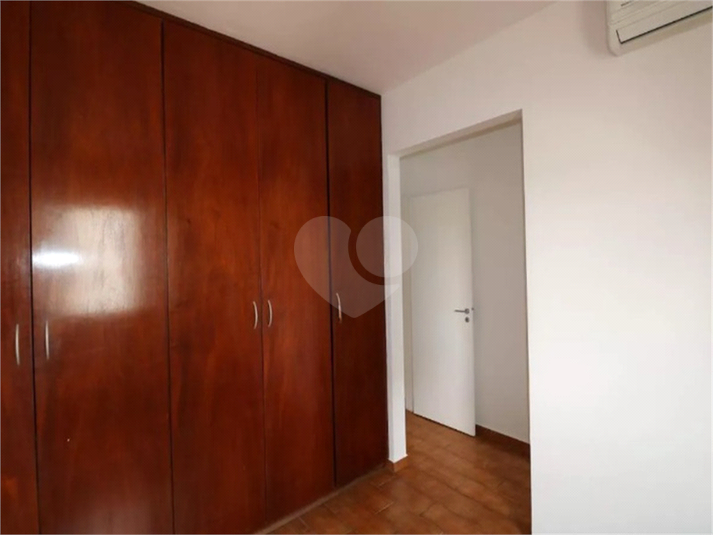 Foto REO1119585