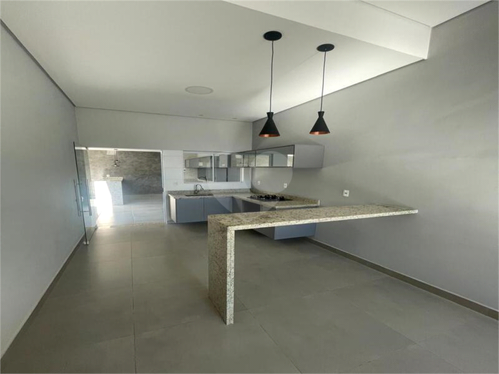 Foto REO1119591