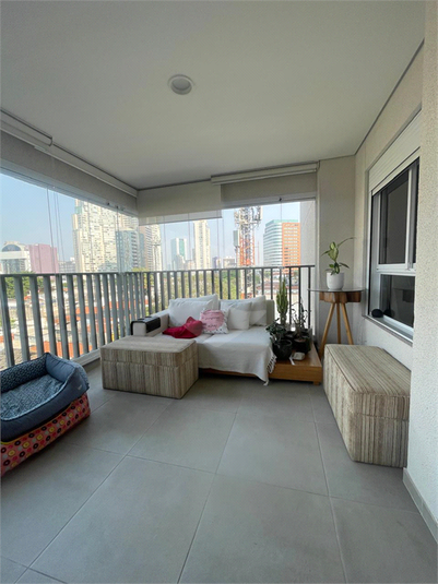 Foto REO1119592