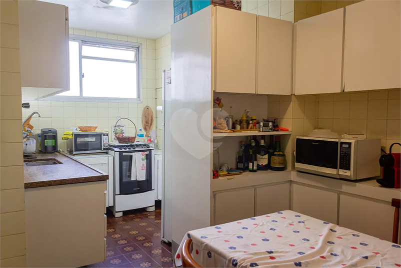 Foto REO1119597