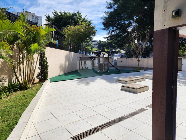 Foto REO1119606