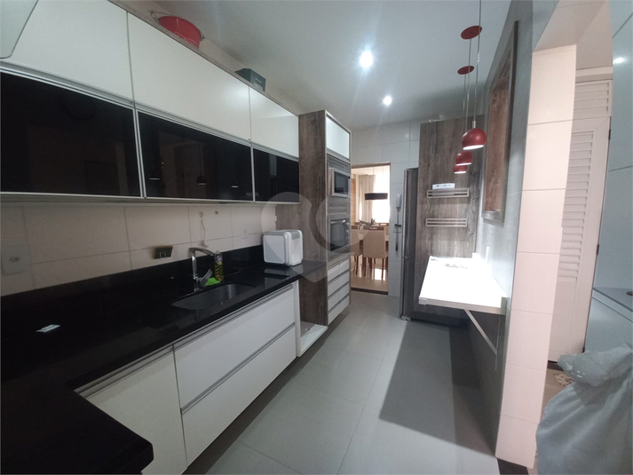 Foto REO1119610