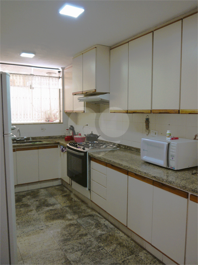 Foto REO1119643