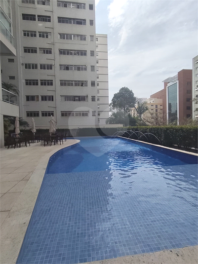 Foto REO1119661