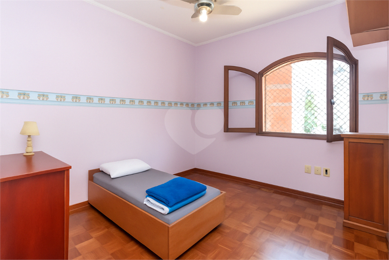 Foto REO1119686