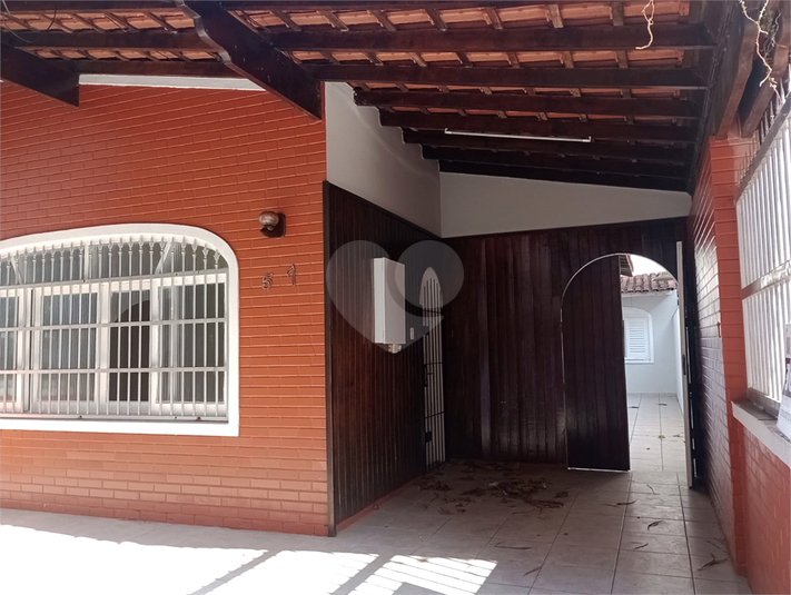 Foto REO1119711