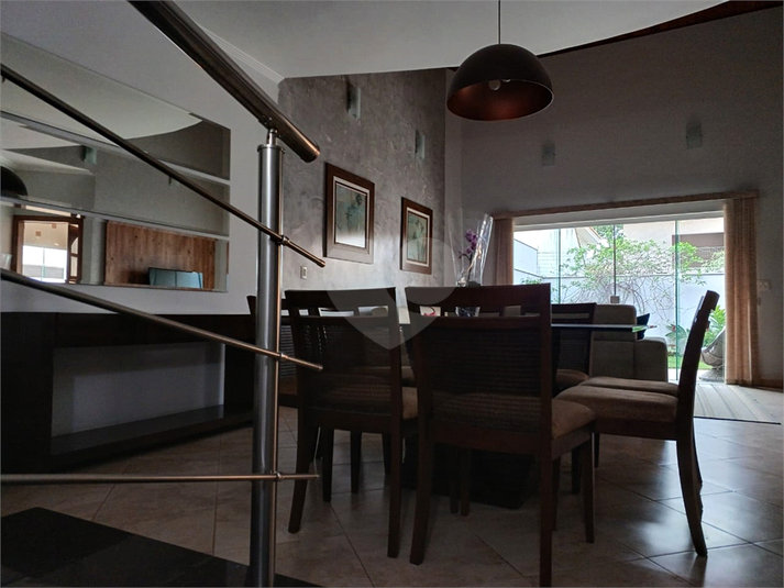 Foto REO1119721