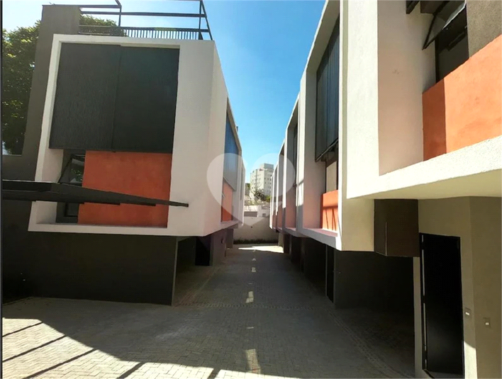 Foto REO1119738