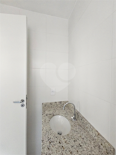Foto REO1119762