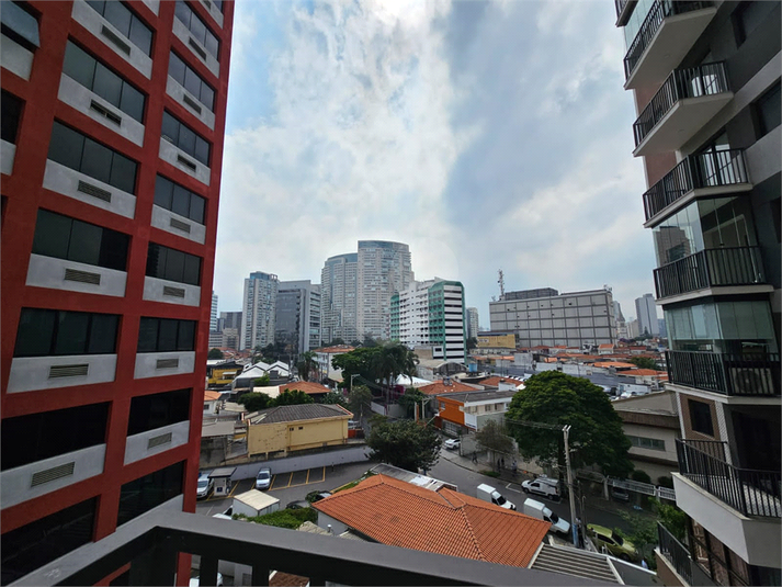 Foto REO1119762