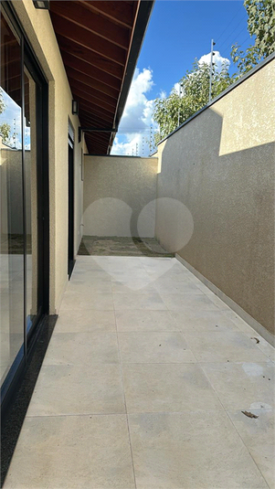 Foto REO1119802