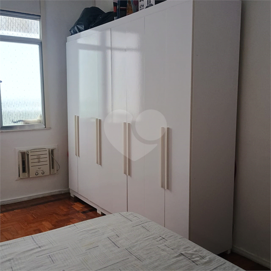 Foto REO1119860