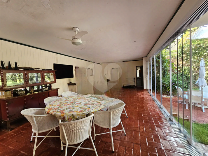 Foto REO1119866