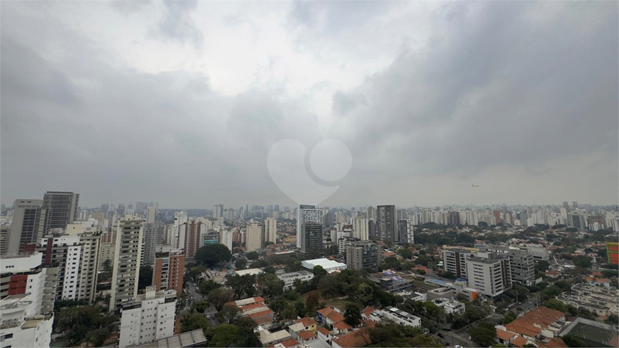 Foto REO1119917