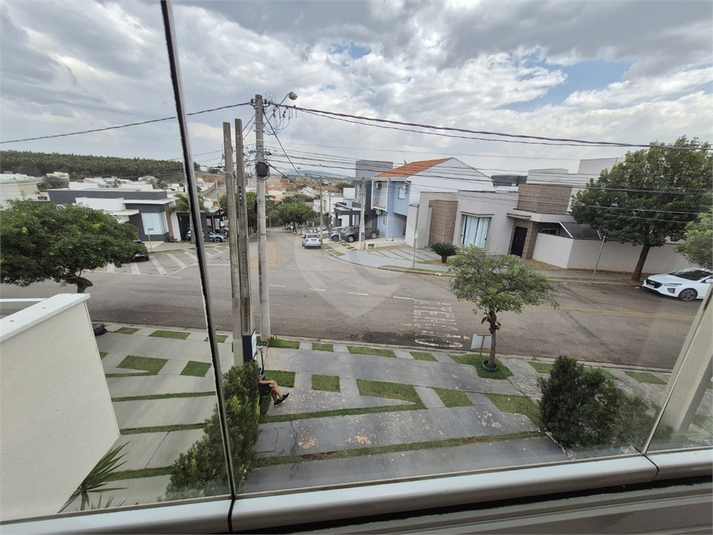 Foto REO1119927